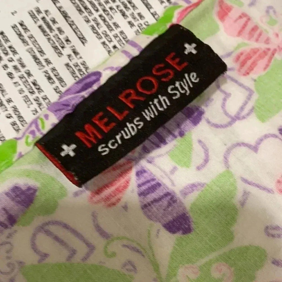 Melrose scrubs - Picture 6 of 9